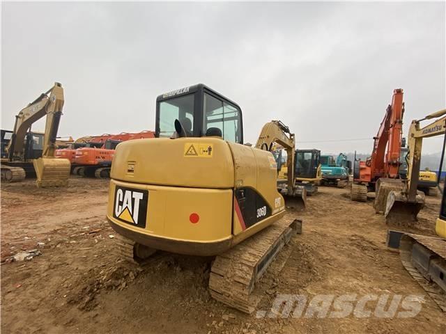 CAT 306D حفارات زحافة