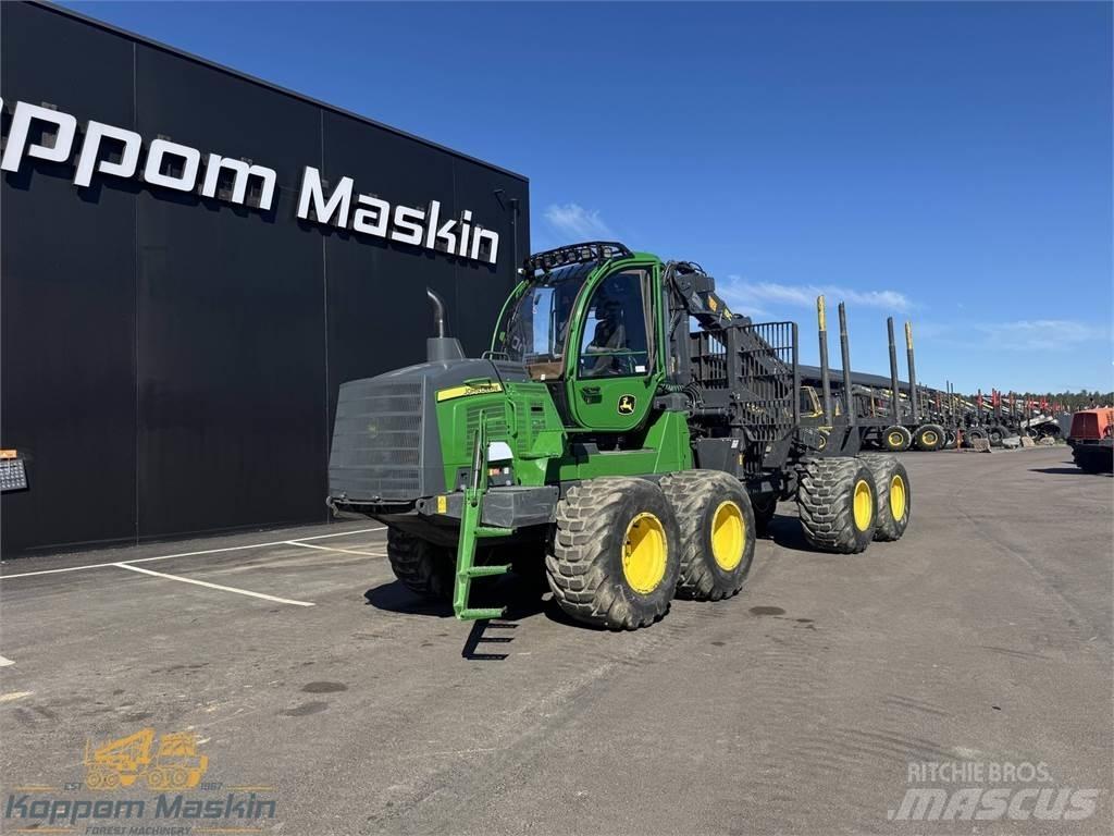 John Deere 1110G شاحنات