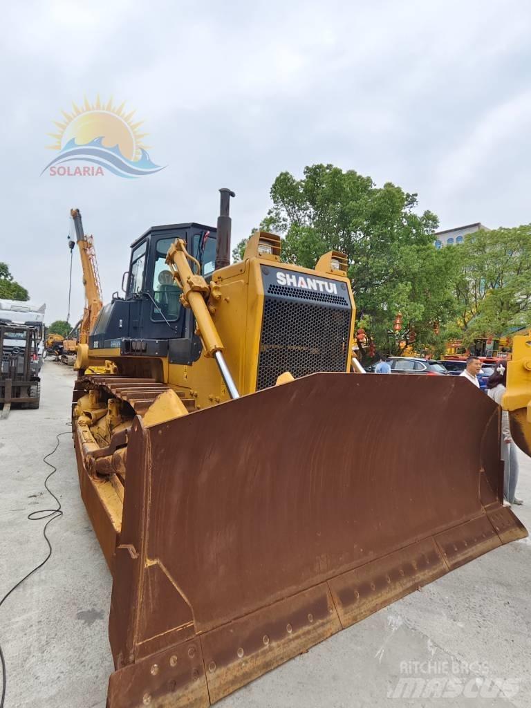 Shantui SD 22 بلدوزرات مجنزرة
