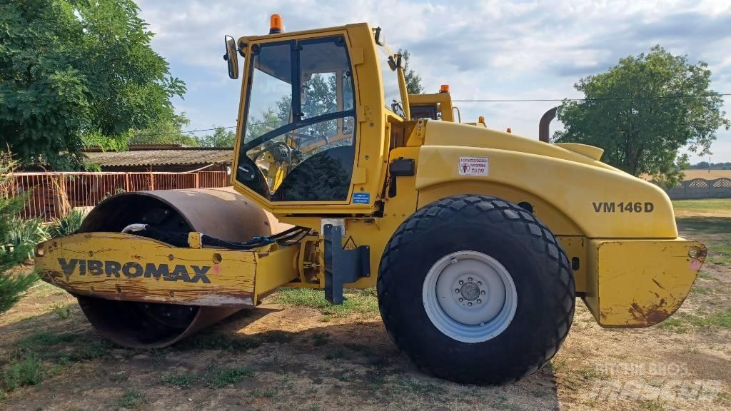 JCB VM 146 مداحل أحادية الأسطوانة