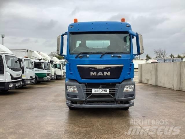 MAN TGS 32.400 شاحنات خرسانة
