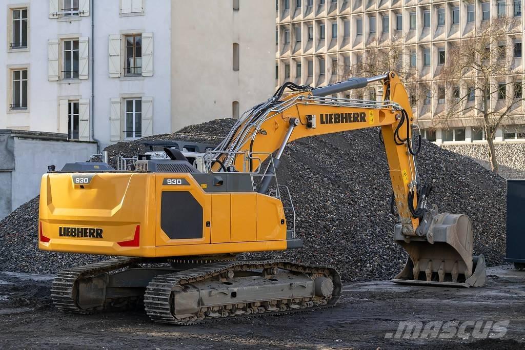 Liebherr R 930 LC حفارات زحافة