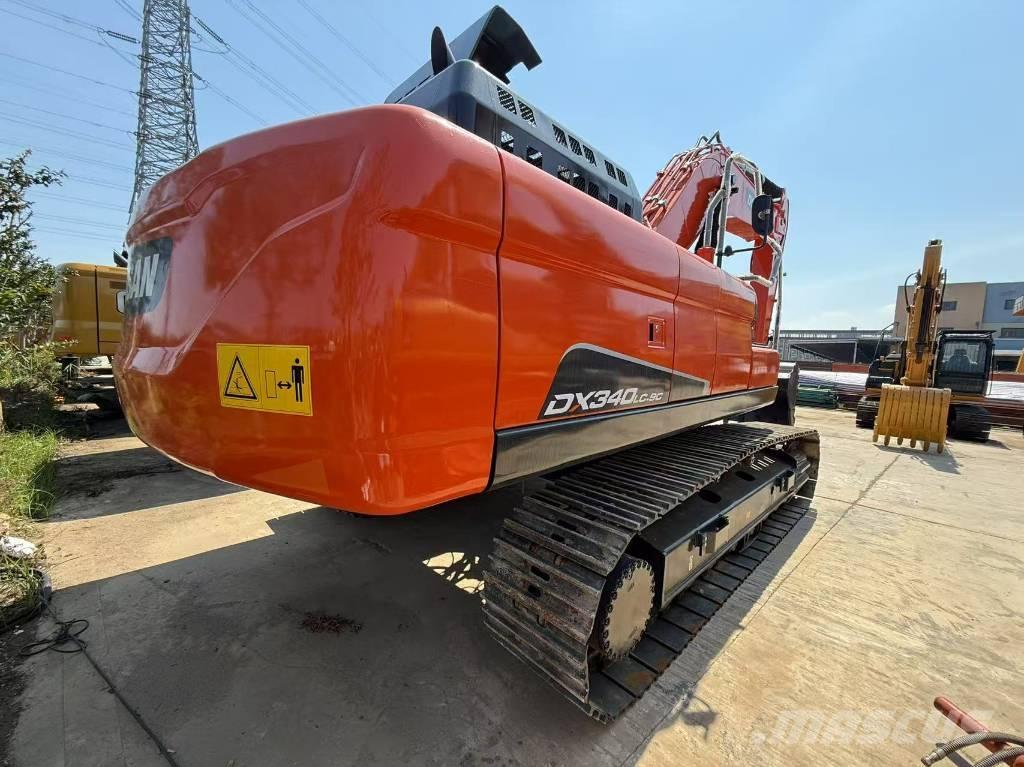 Doosan DX 340 حفارات زحافة