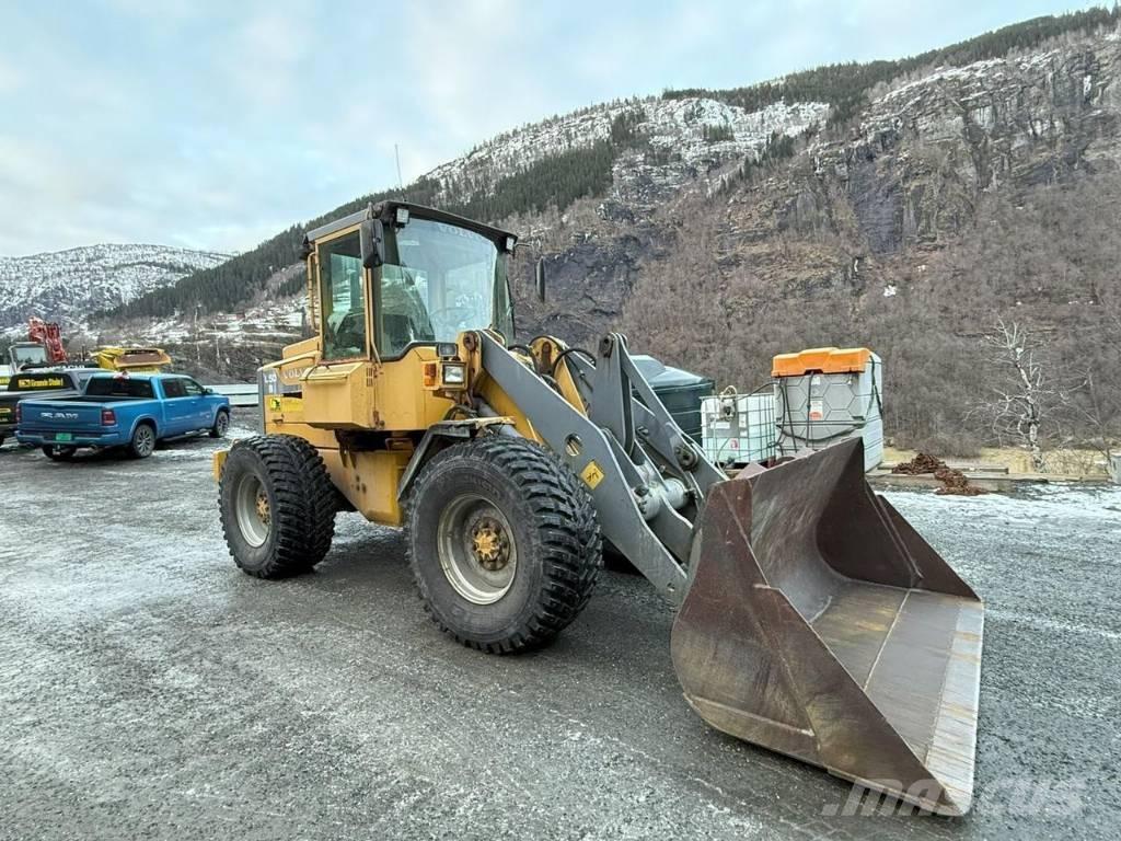 Volvo L 50 B لوادر بعجل