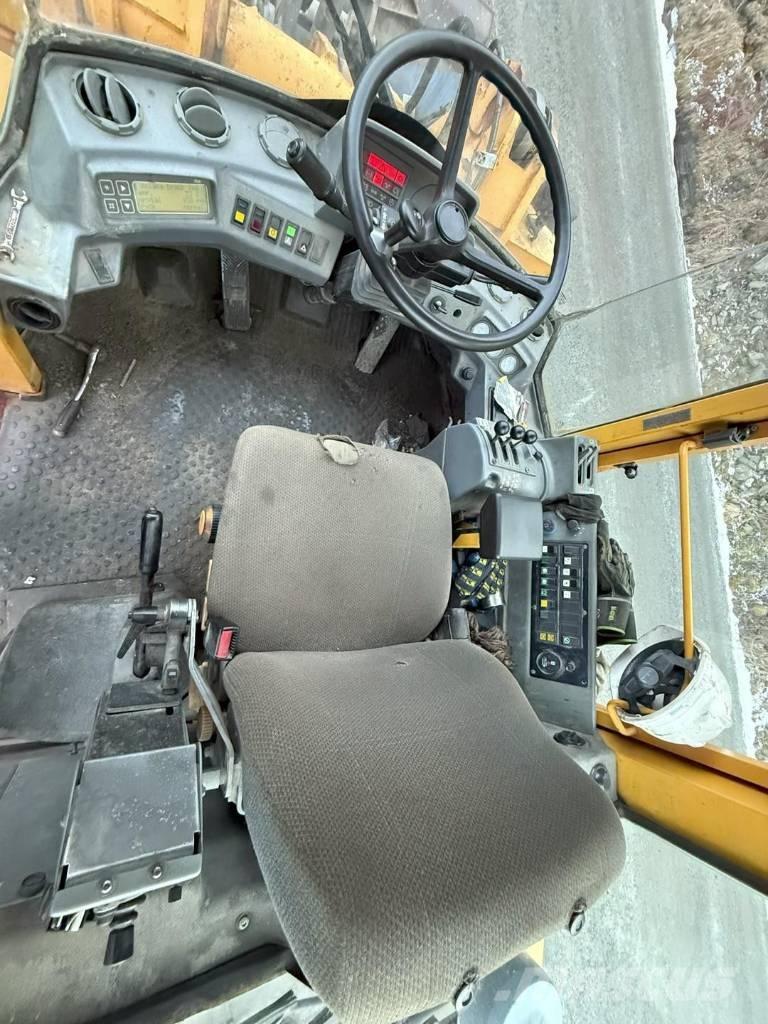 Volvo L 50 B لوادر بعجل