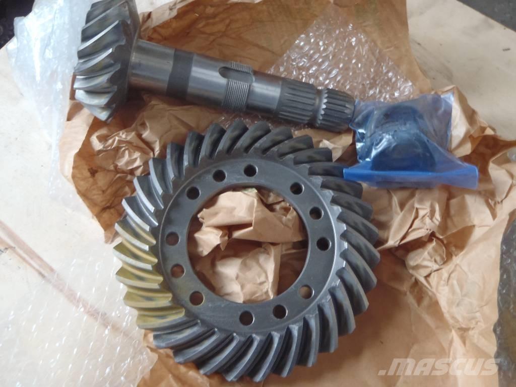 Carraro Baggerlader أجهزة نقل