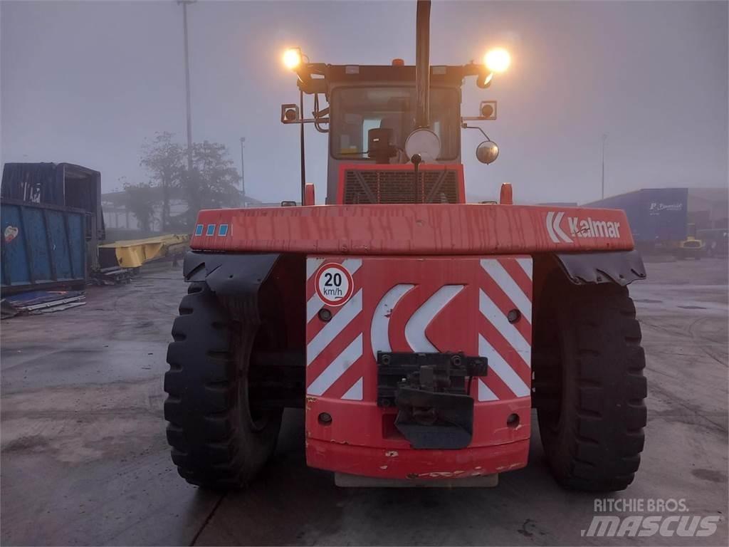 Kalmar DCD250-12 شاحنات الديزل