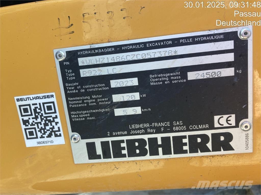 Liebherr R922 حفارات زحافة