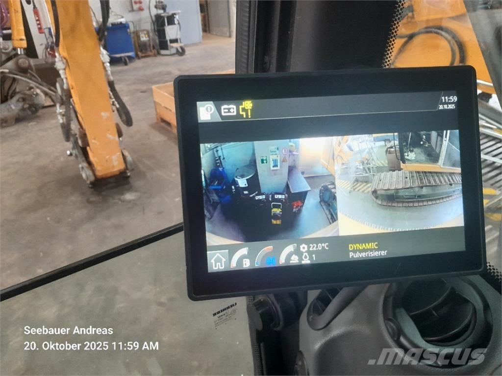 Liebherr R922 حفارات زحافة