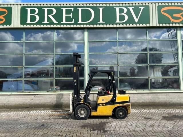 Yale GDP 35 VX شاحنات الديزل