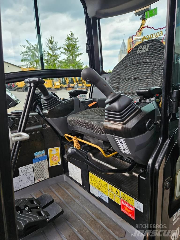 CAT 301.8 CR حفارات صغيرة أقل من 7 طن (حفارات صغيرة)