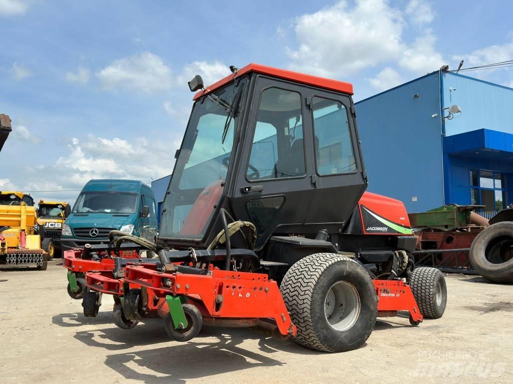 Jacobsen AR250 ركوب الحشائش