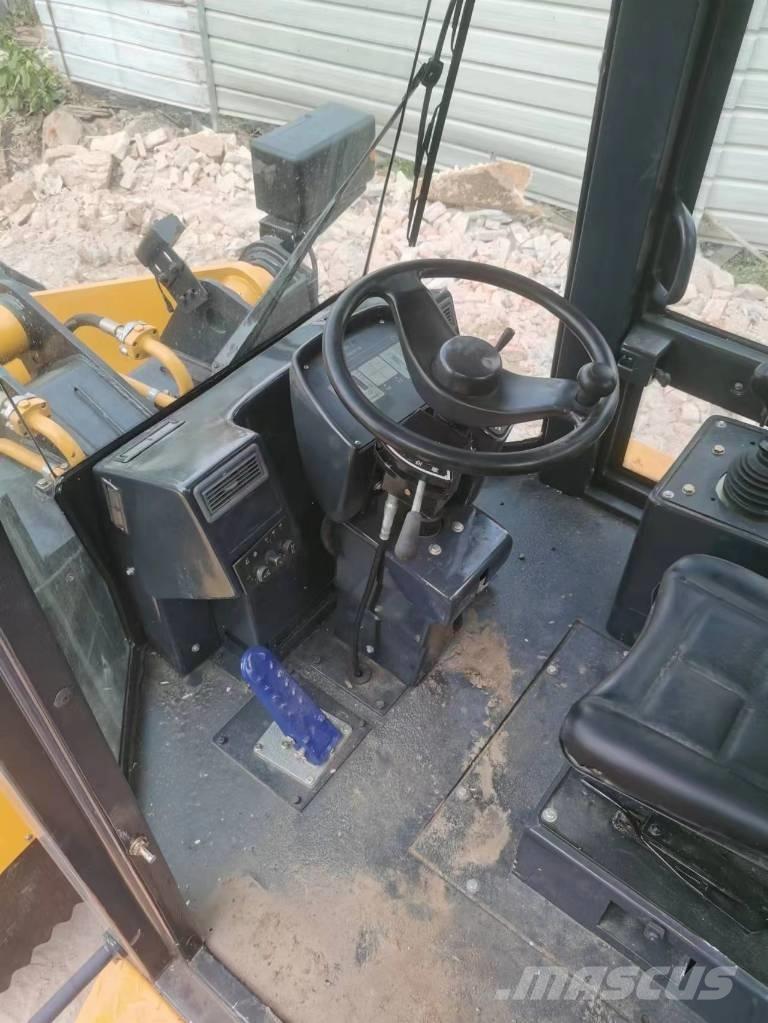 LiuGong 835 H لوادر بعجل
