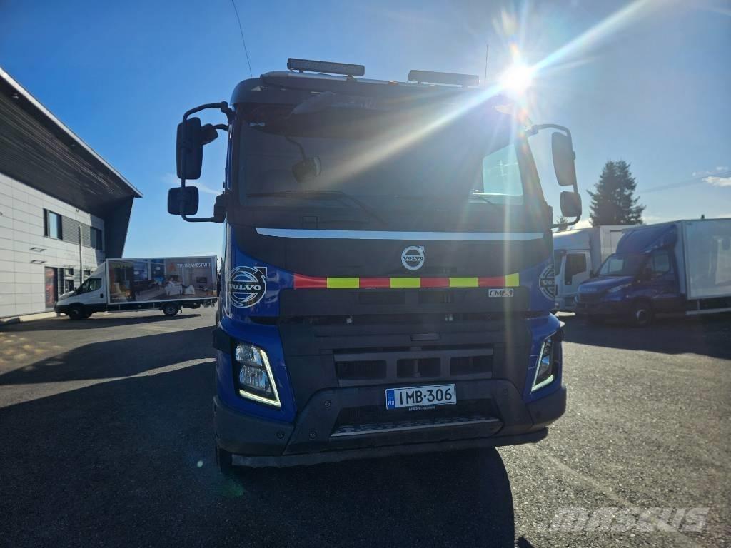 Volvo FMX 13 500 8X4 شاحنات قلابة