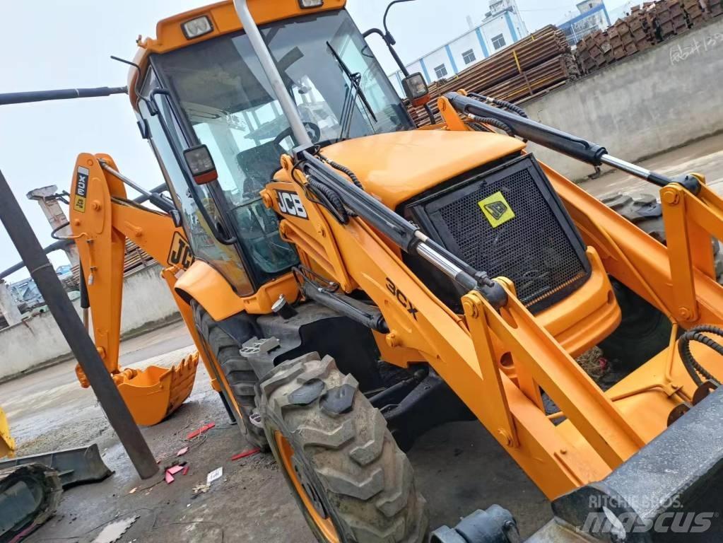 JCB 3 CX حفارات بعجل