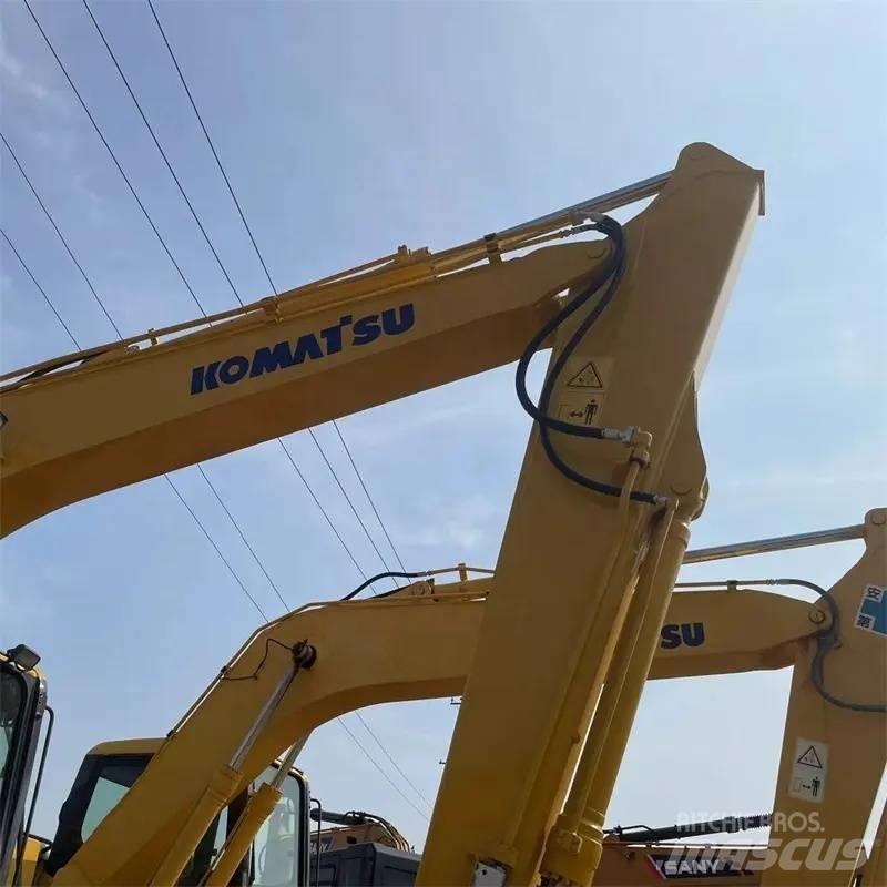 Komatsu PC 138 حفارات زحافة