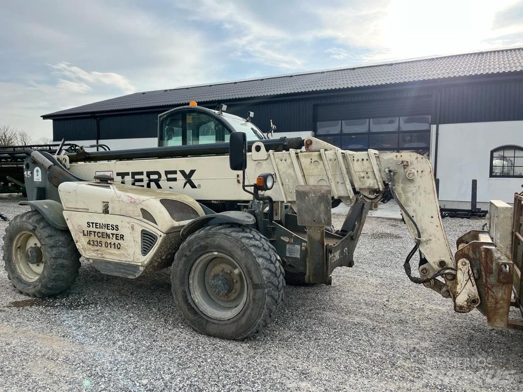 Terex 4017 مناولات متداخلة