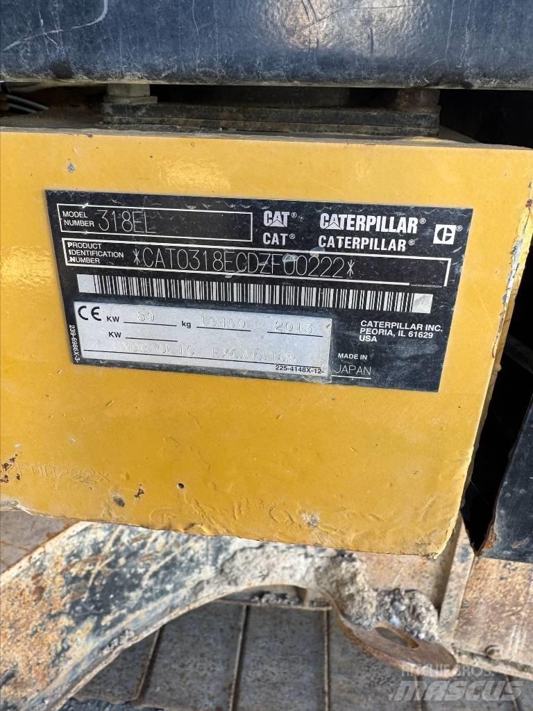 CAT 318 E L حفارات زحافة