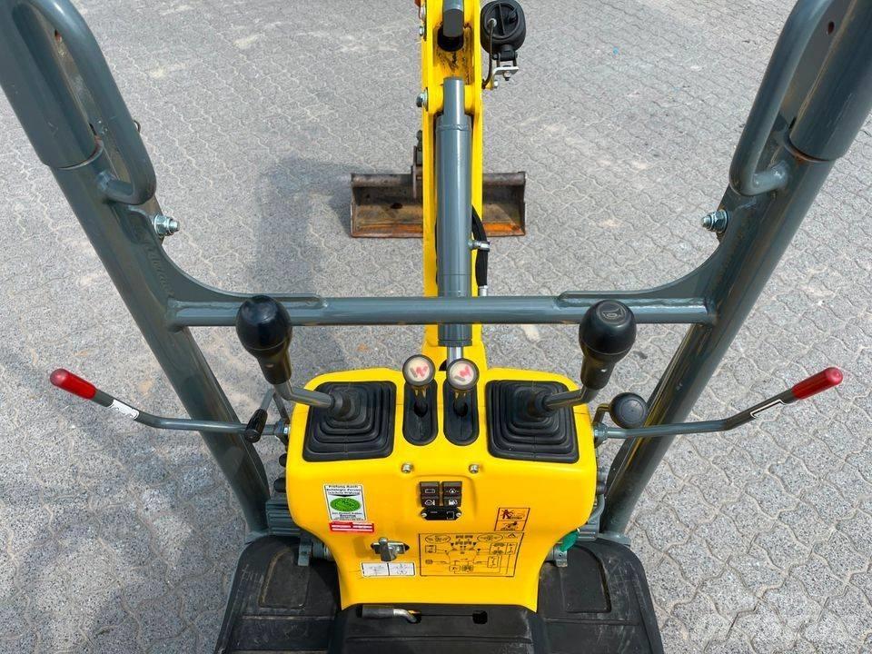 Wacker Neuson 803 حفارات زحافة