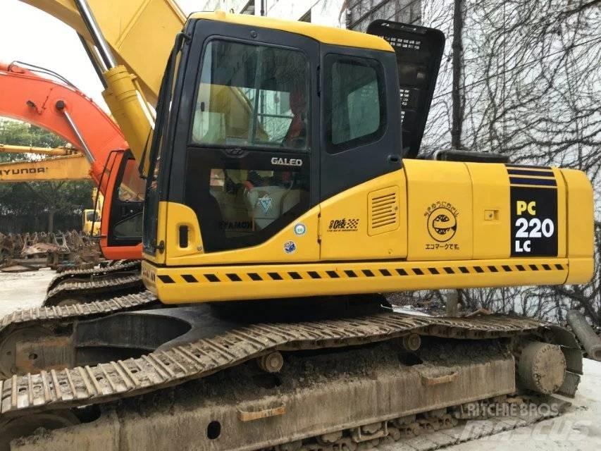 Komatsu PC 220-7 حفارات زحافة
