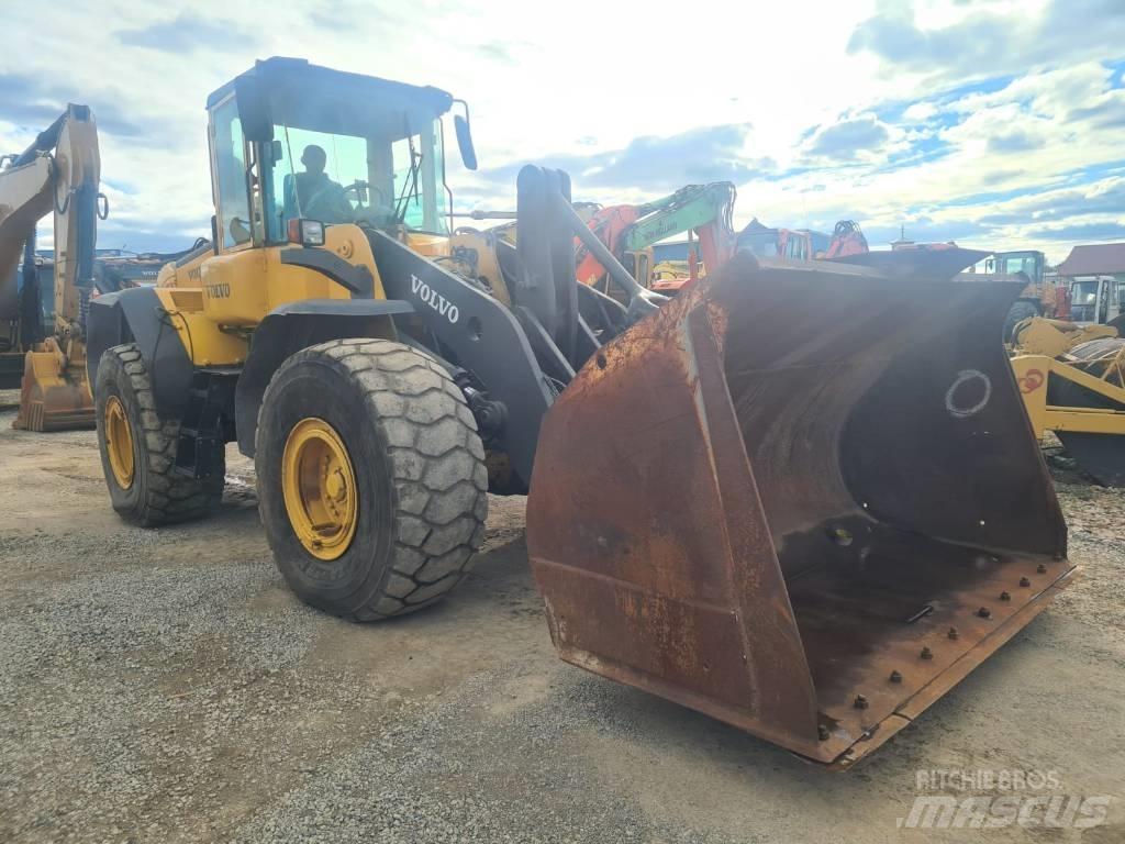 Volvo L 120 E لوادر بعجل