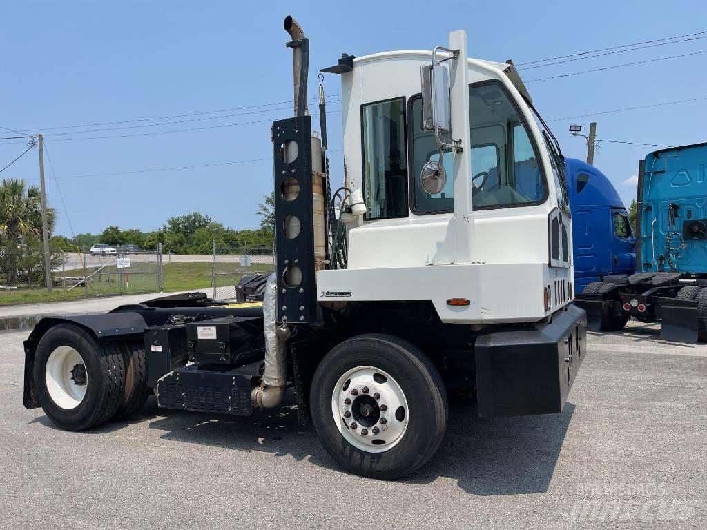 Autocar ACTT 42 جرارات صالات المطارات