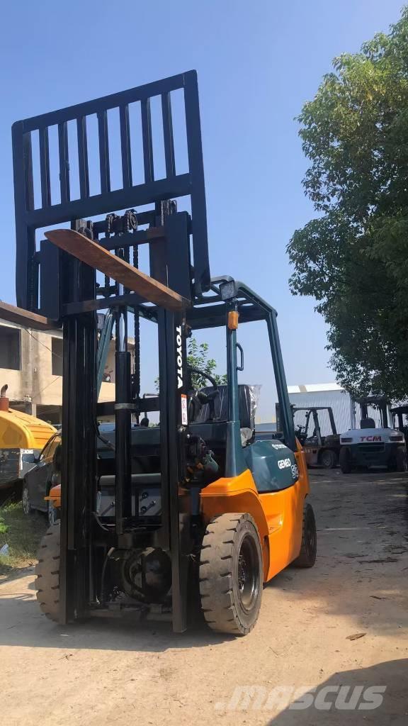 Toyota FD 50 شاحنات الديزل