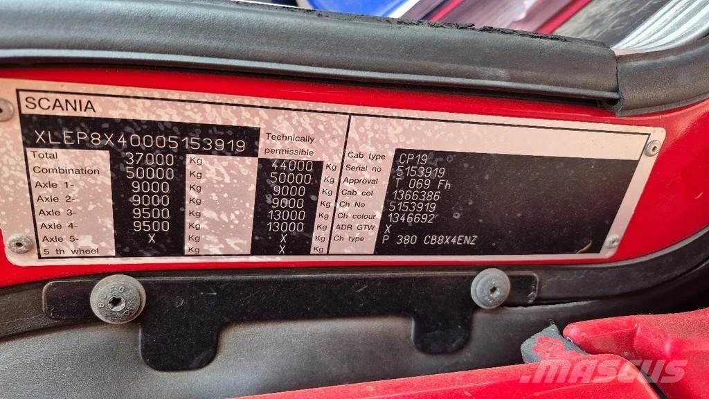 Scania p 380 رافعات صالحة لكل أنواع الطرق