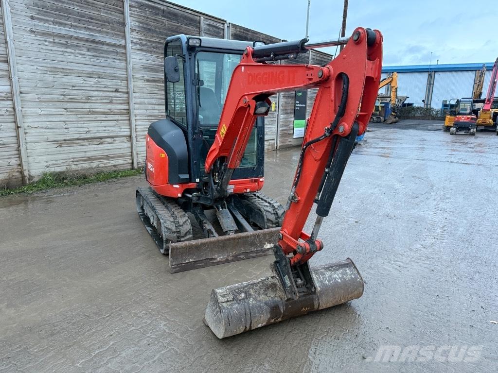 Kubota U 27-4 حفارات صغيرة أقل من 7 طن (حفارات صغيرة)