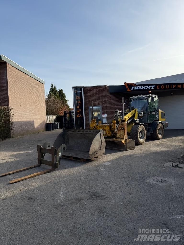 Wacker Neuson WL 70 لوادر بعجل