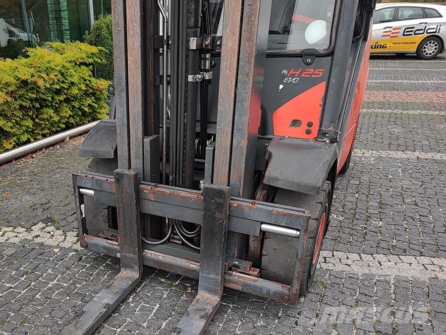 Linde H25D-02 شاحنات الديزل