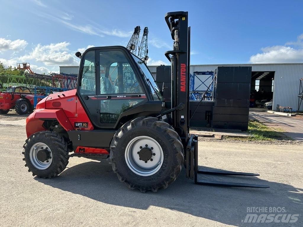 Manitou M 30.4 شاحنات الطرق الوعرة