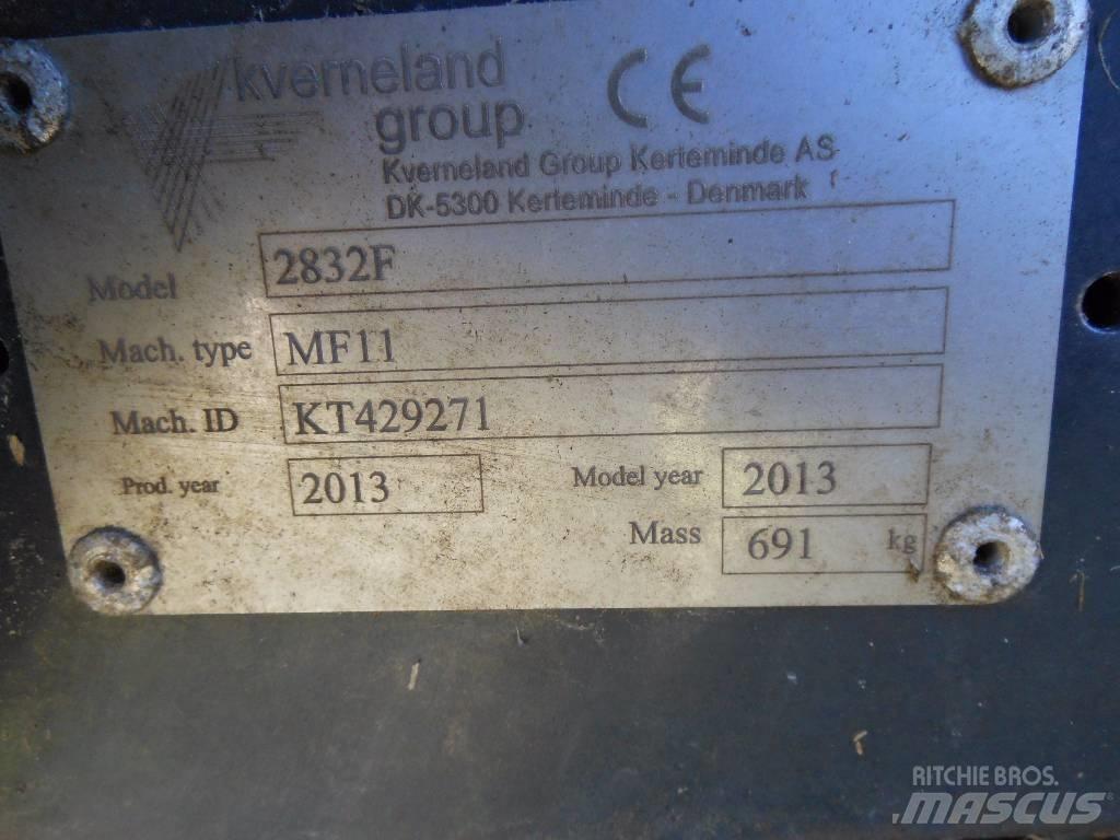 Kverneland 2832-F جزازات مكيفات