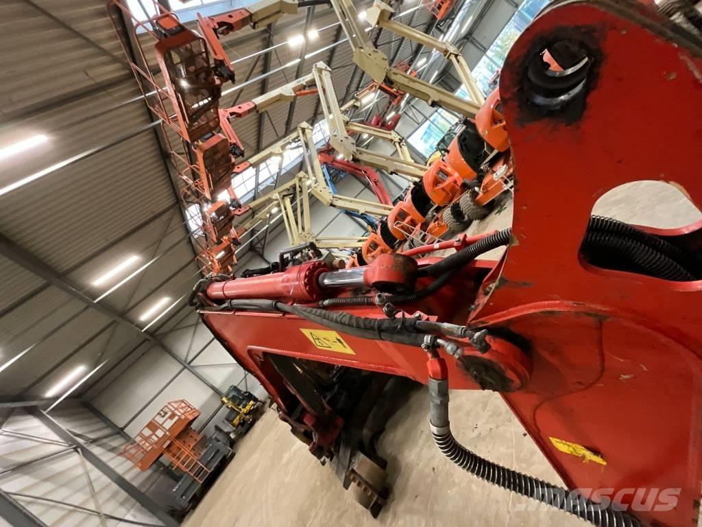 Volvo ECR 88 D حفارات وسط 7 طن - 12 طن