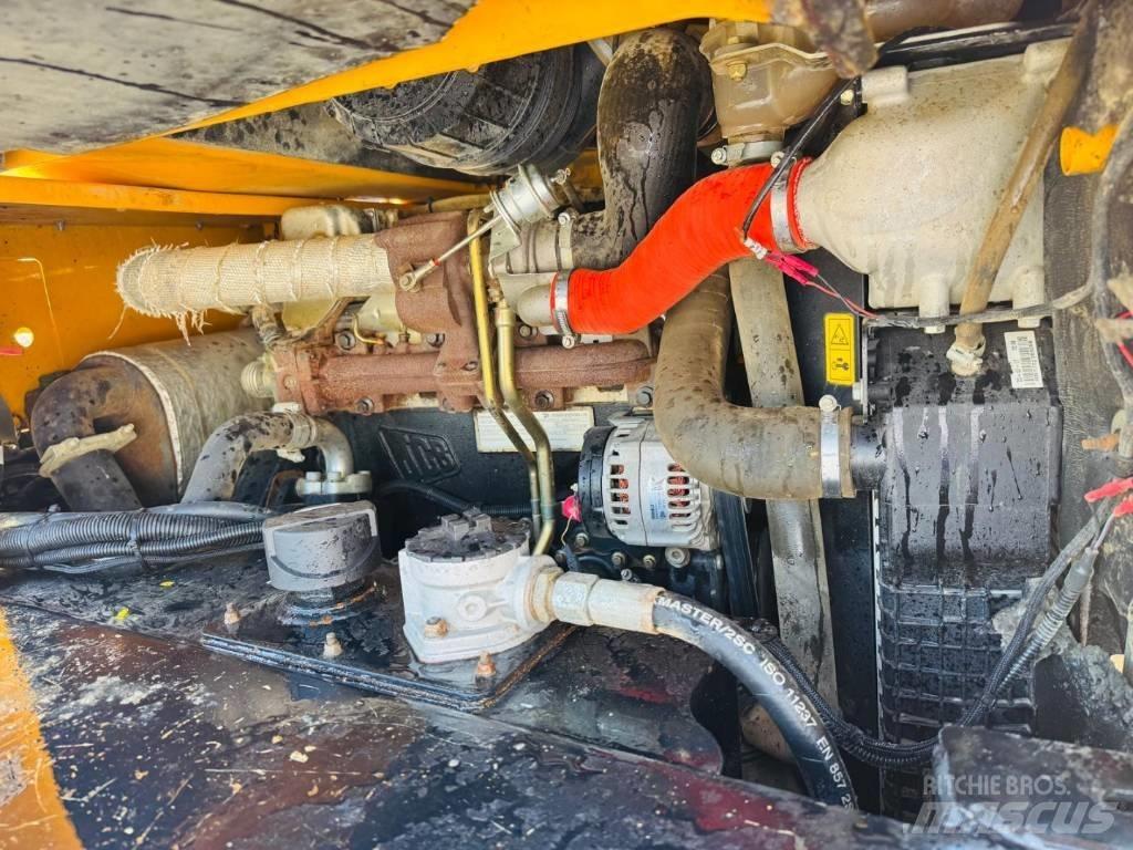 JCB 6T FT عربات نقل قلابة للمواقع