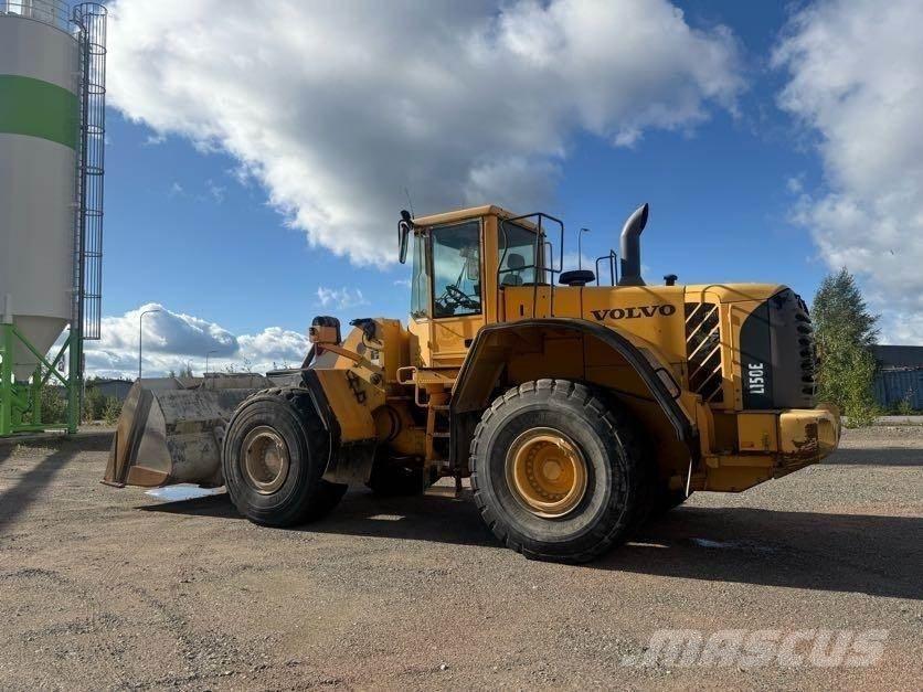 Volvo L150E لوادر بعجل