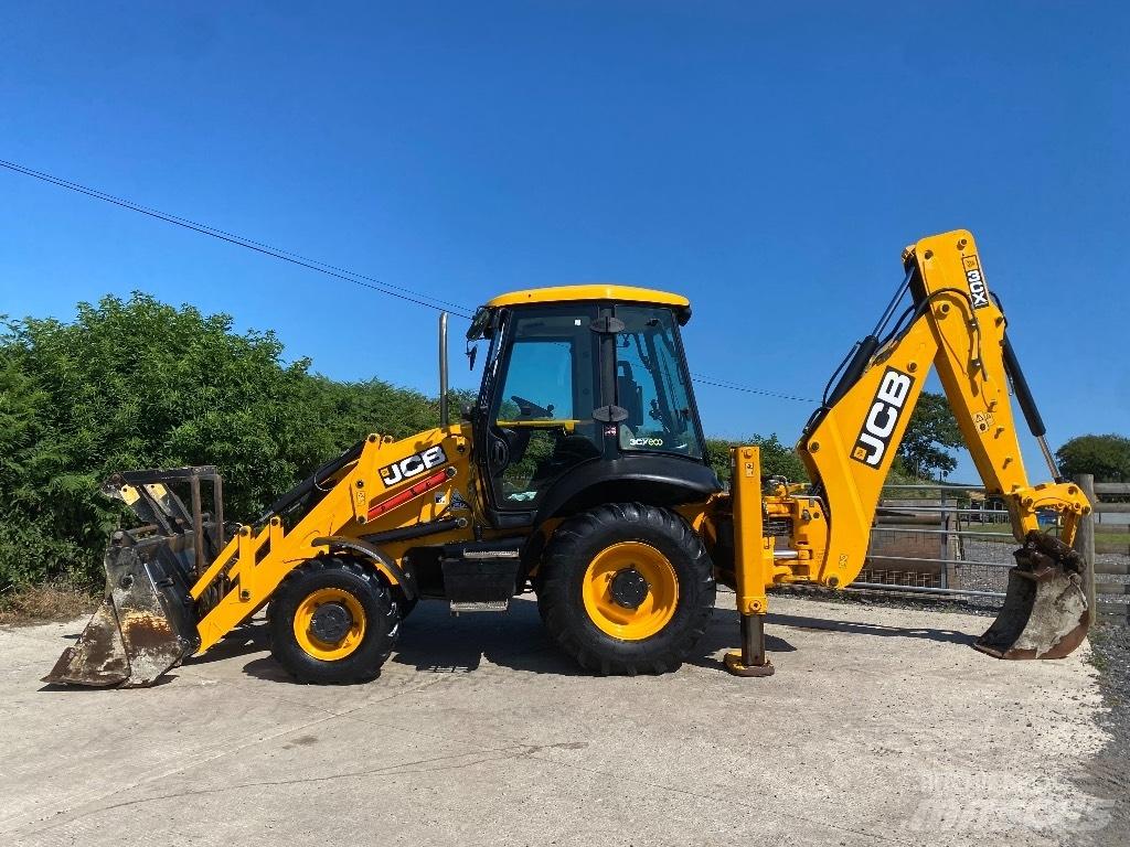 JCB 3 CX لوادر ذات جرافات عكسية