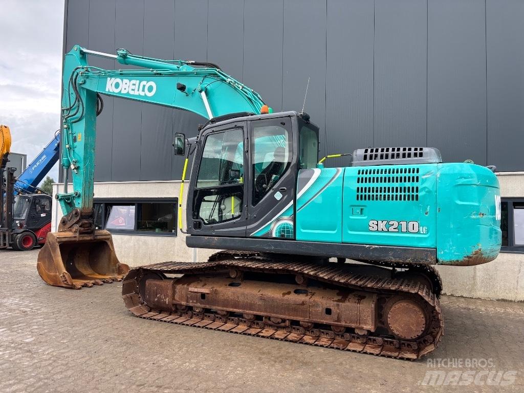 Kobelco SK 210 LC-10 حفارات زحافة