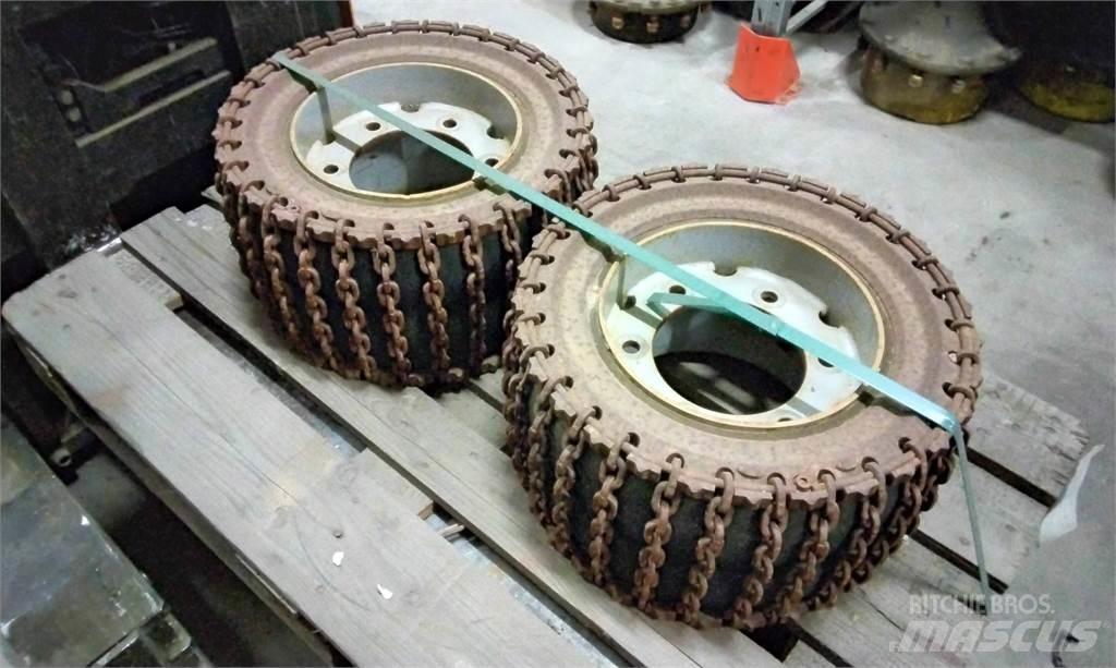 Valmet / Komatsu 360 رؤوس حصادات