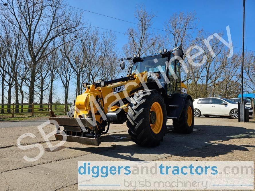 JCB TM 320 S لوادر بعجل