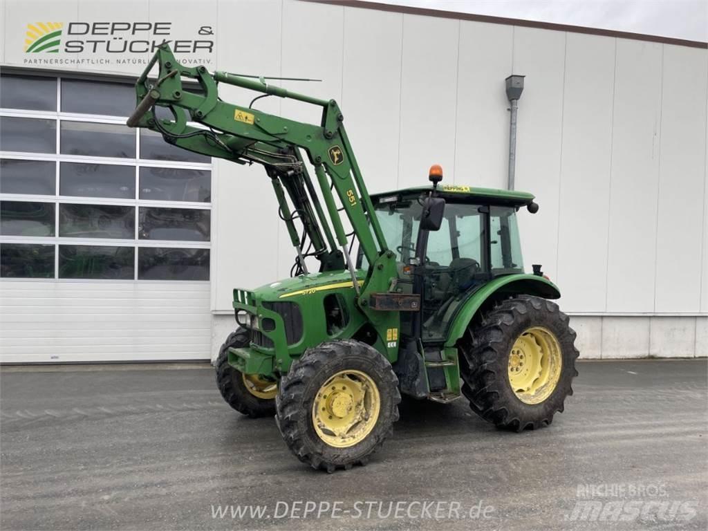 John Deere 5720 الجرارات