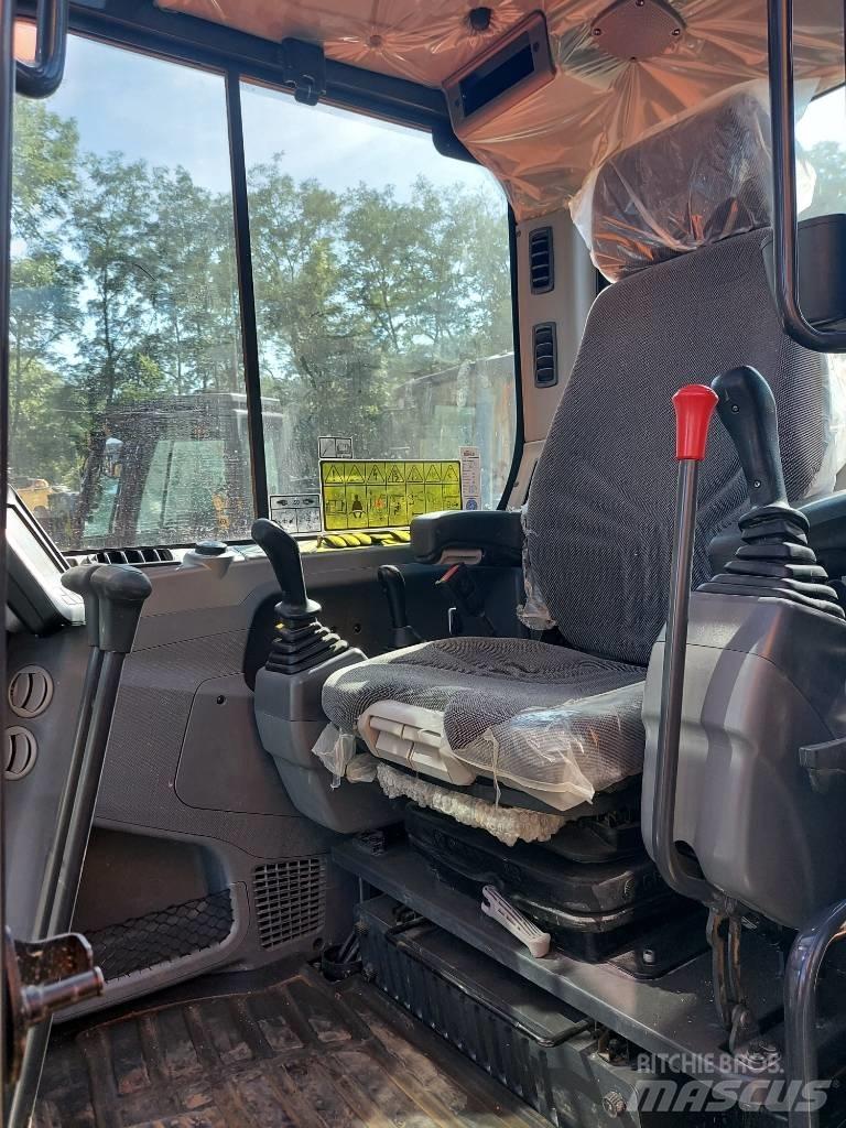 Doosan DX 85 R-3 حفارات وسط 7 طن - 12 طن