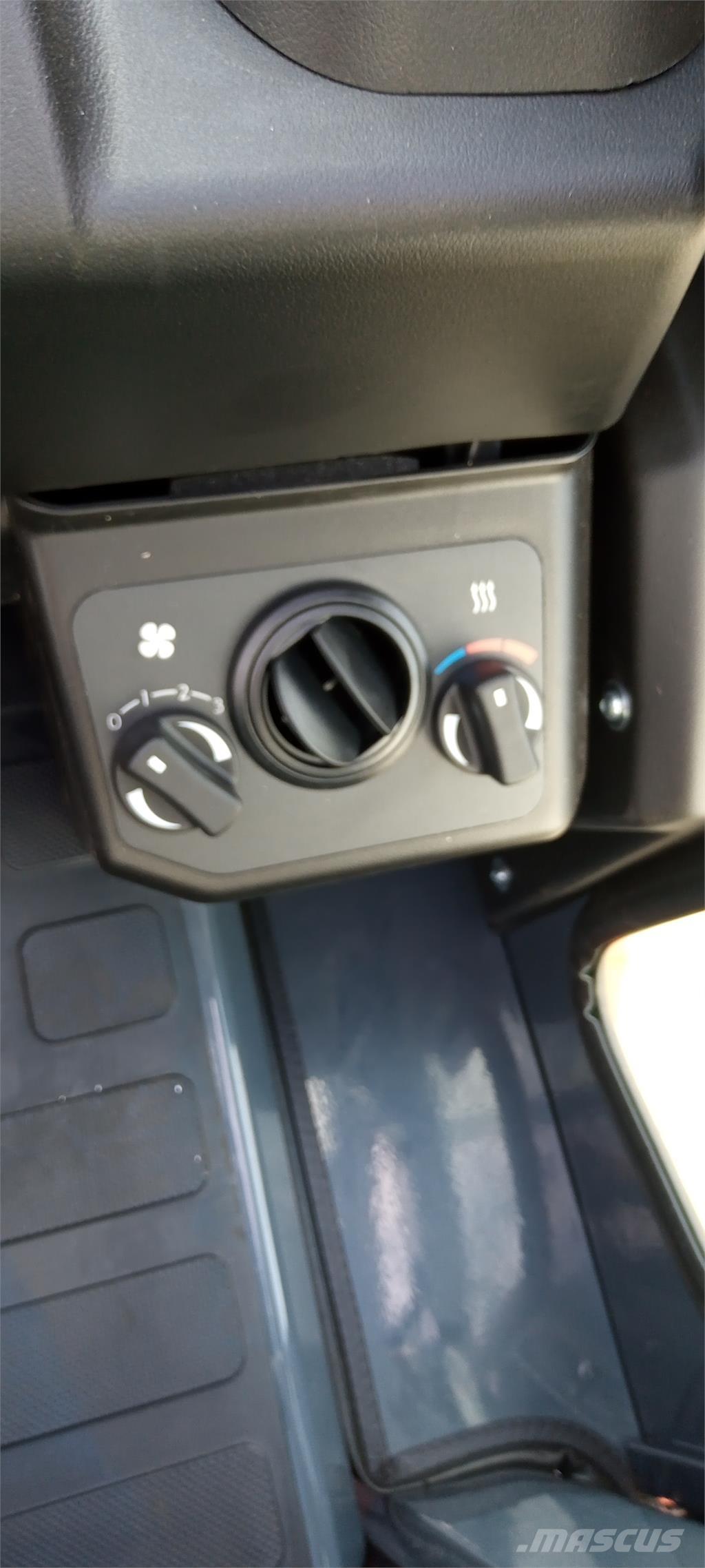 Toyota 8FBMT50 شاحنات ذات رافعات شوكية تعمل بالكهرباء