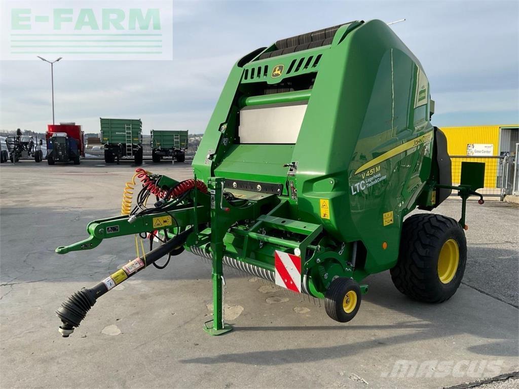 John Deere V451 M محزمات مربعة