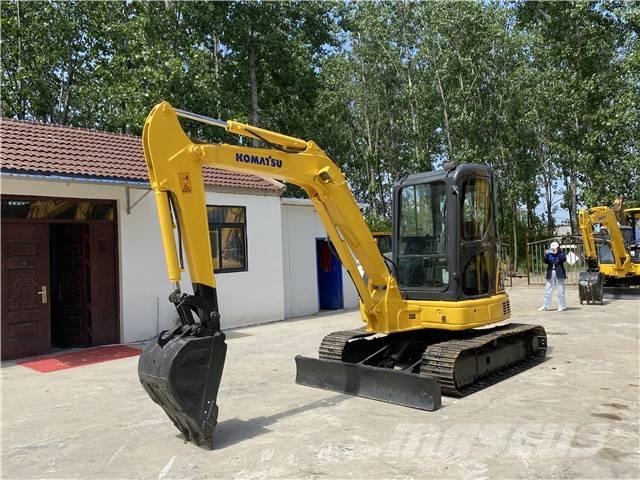 Komatsu PC 55 حفارات زحافة
