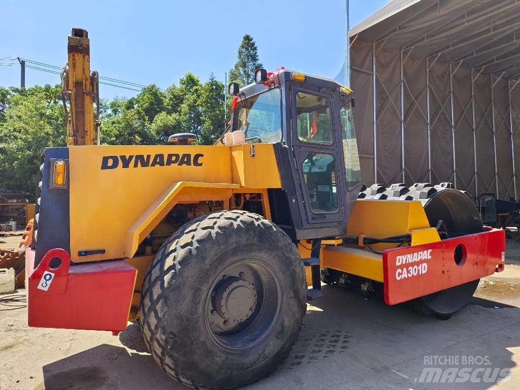 Dynapac CA 301 D مداحل أحادية الأسطوانة
