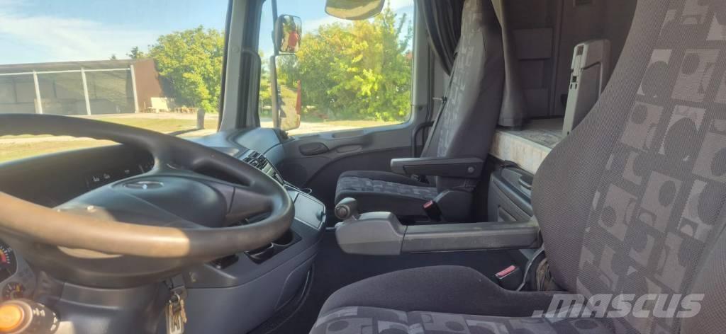 Mercedes-Benz Actros شاحنات نقل آلة الغابات