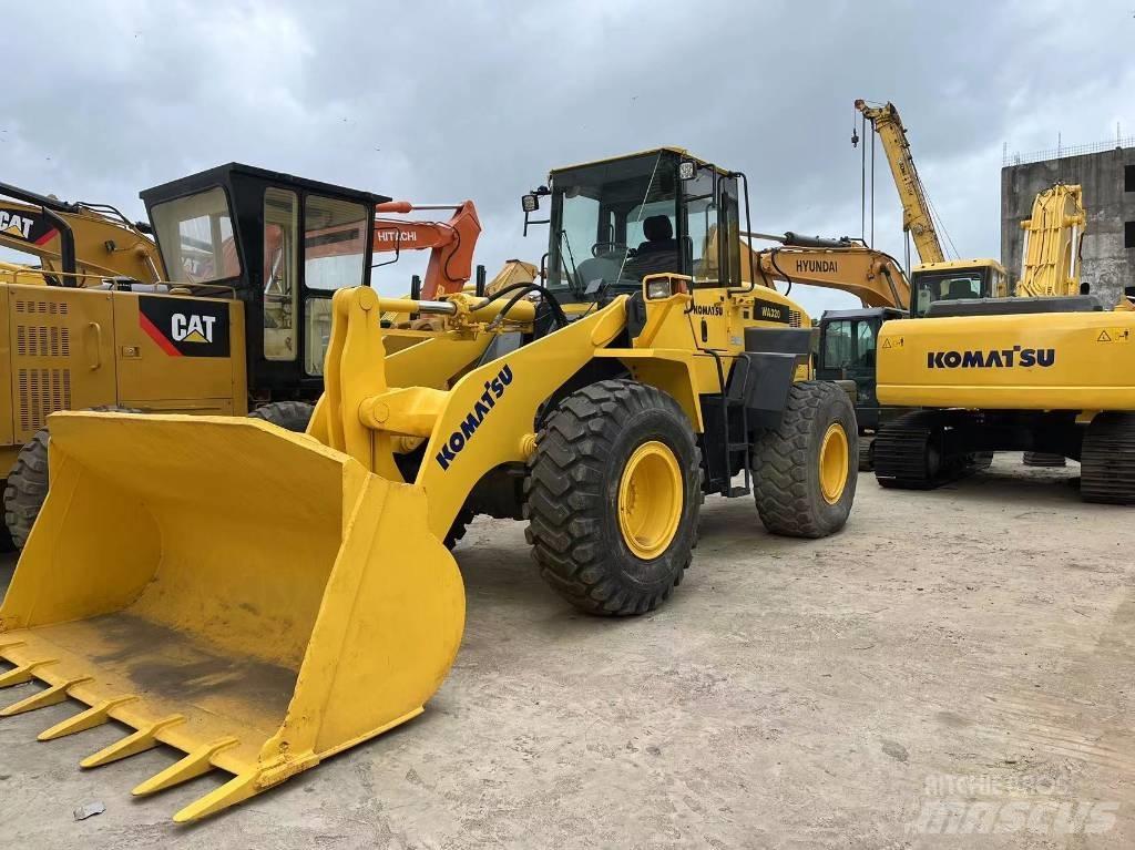 Komatsu WA 320-5 لوادر بعجل