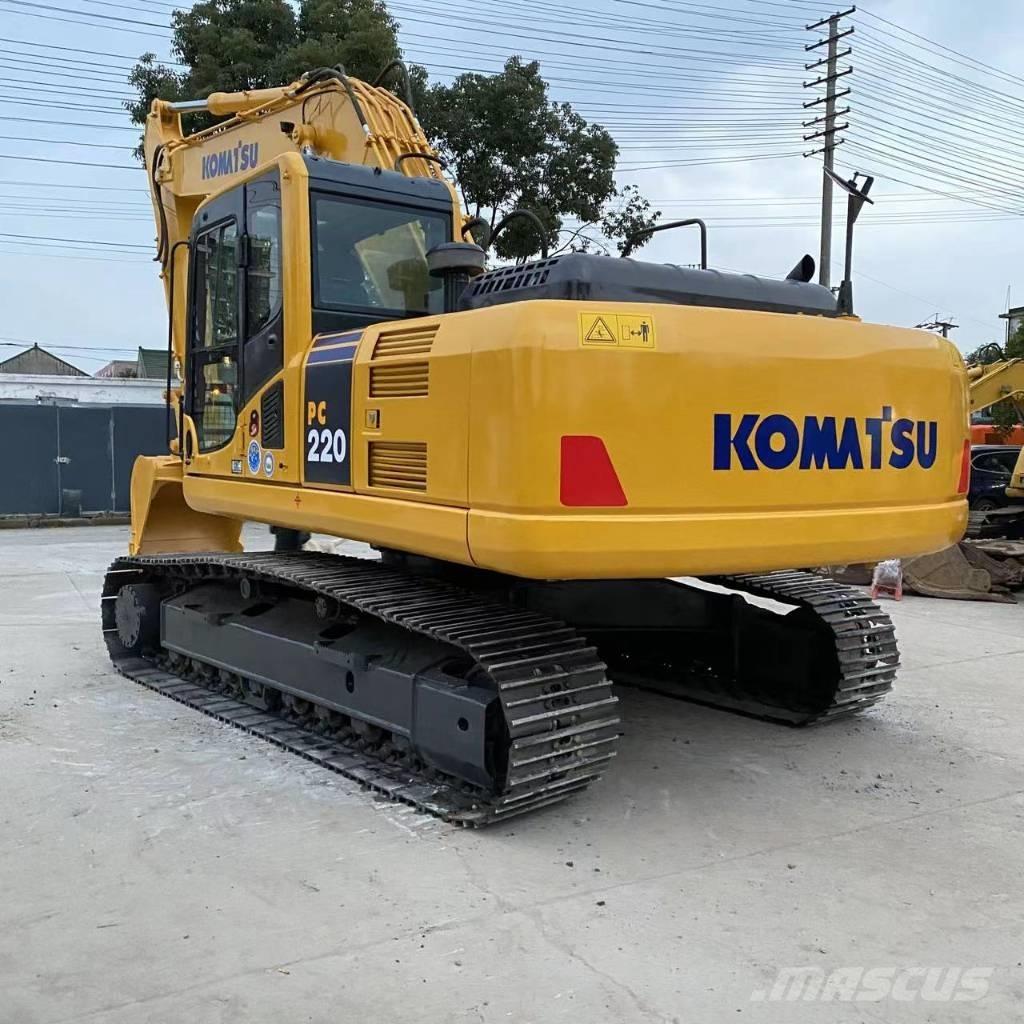 Komatsu PC 220 حفارات زحافة