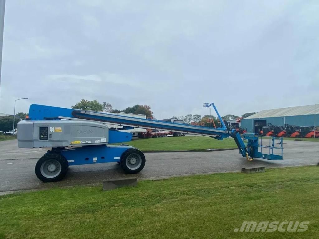 Genie S-85 رافعات سلة تلسكوبية